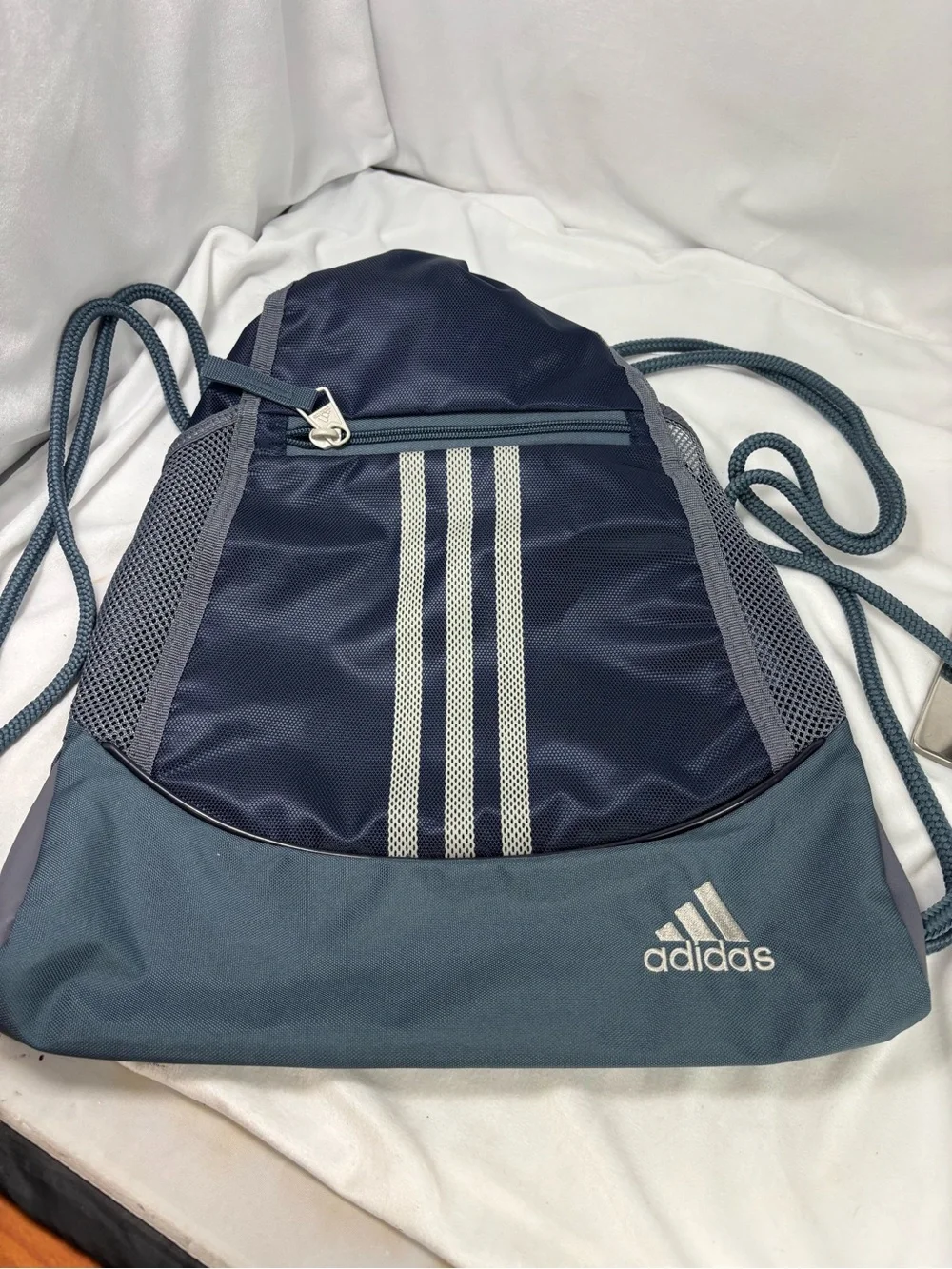 adidas stay organized